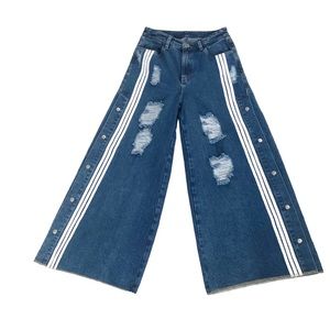 90's Y2K Extra Wide Flare High Rise Distressed Side Snap Stripe Jeans Waist 29”